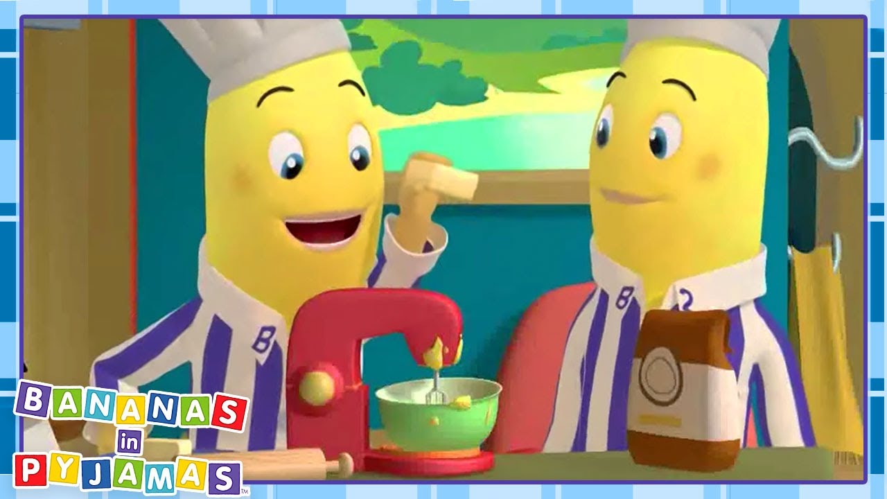 Baking Bananas | Cartoons for kids | Bananas In Pyjamas