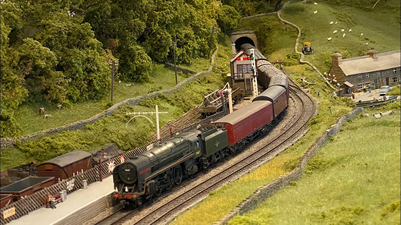 Expanding the Fleet - The New Accurascale Siphon G Parcels Van