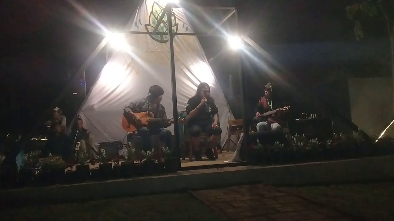 #SAKSI GITAR TUA @Roy jeconiah eks boomerang feat Ian Antono Godbless and Totok tewel..
