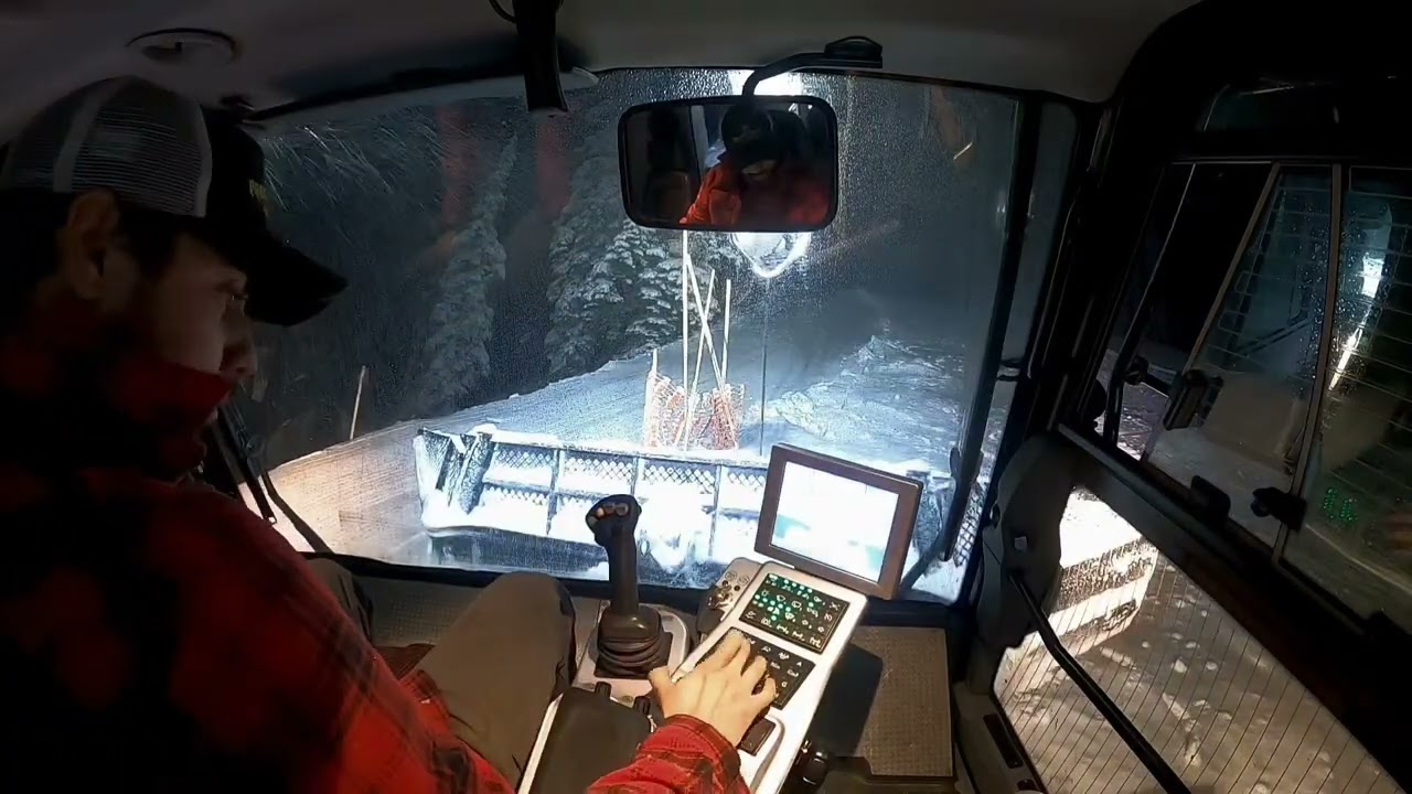 Prinoth Bison Winch Cat Grooming North Ridge, Fernie BC