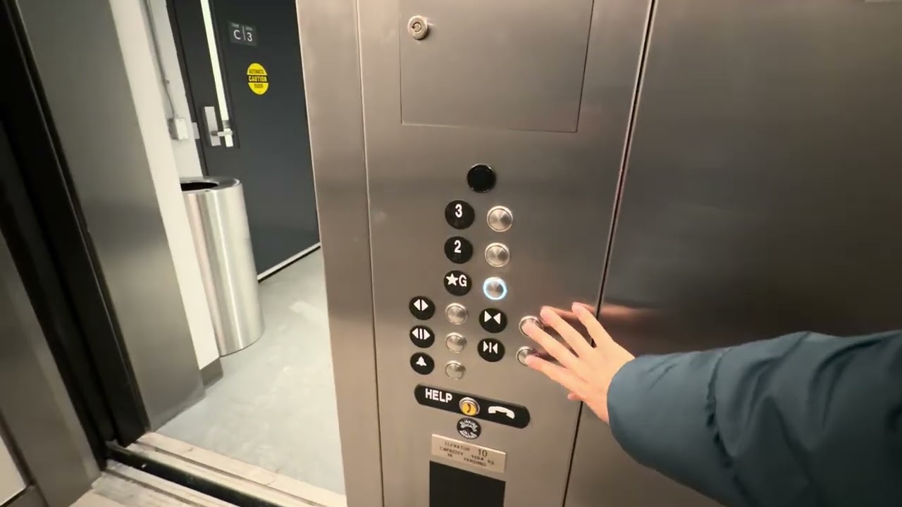 TKE Hydraulic Elevator - Mississauga ON