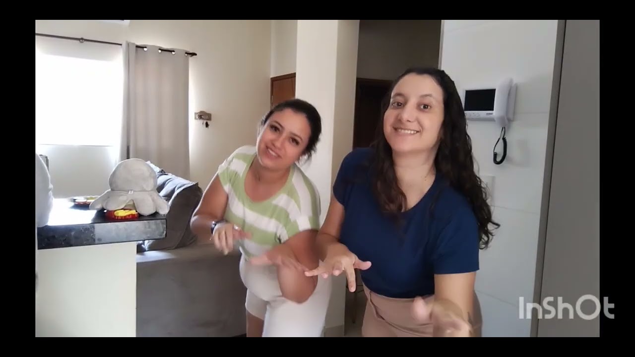 Tarde do pastel com os padrinhos e a vó
