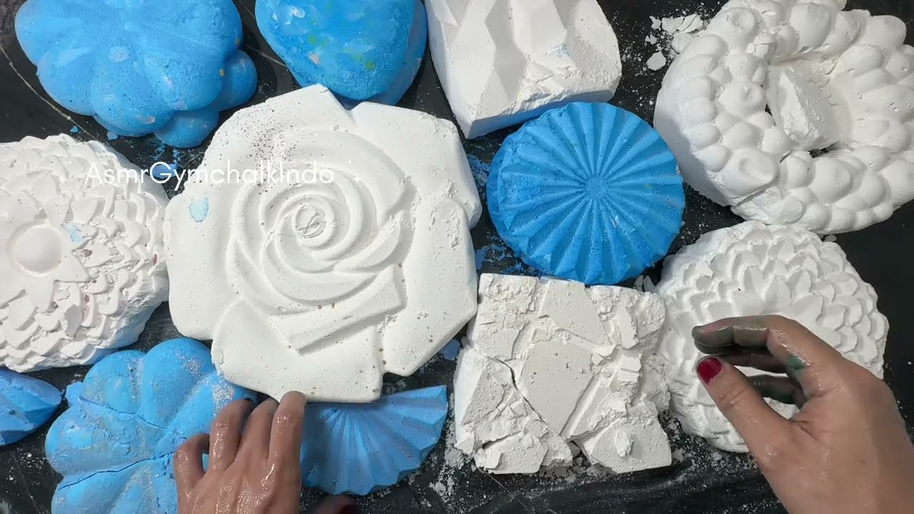 Buttery whiteBlue crush