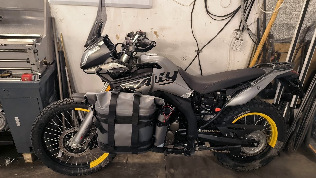 VOGE 300 Rally, дуги из Crazy Iron и кофры.