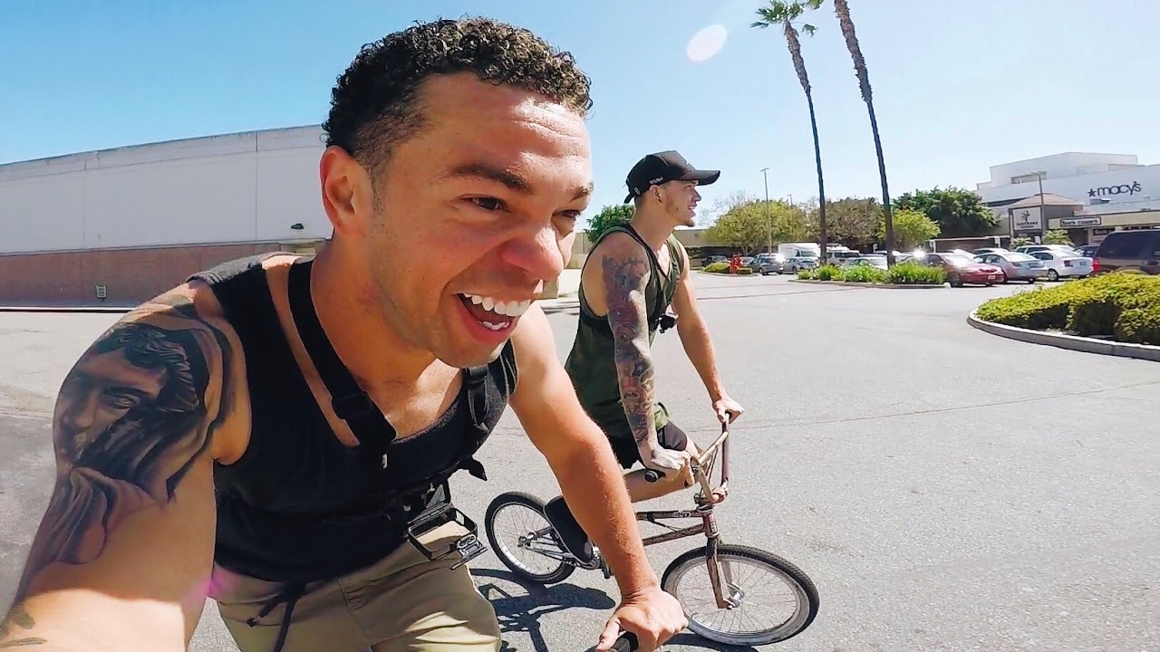 RIDING ILLEGALLY THROUGH A MALL WITH RYAN TAYLOR *FOOTAGE*