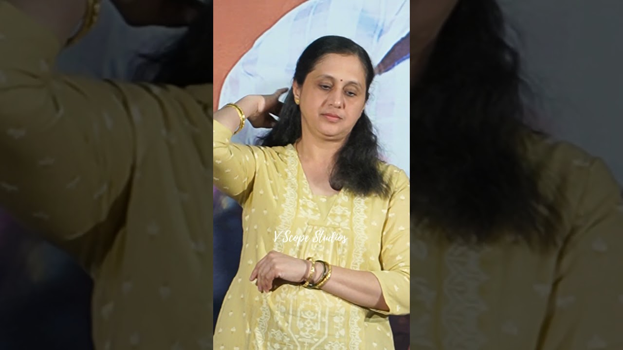 Actress #devayani spotted at #3bhk movie sucessmeet #trending #viralvideo #viralshorts #shortvideo
