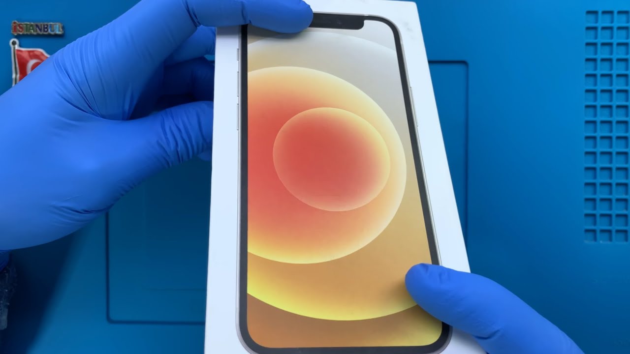 Замена экрана iPhone 12