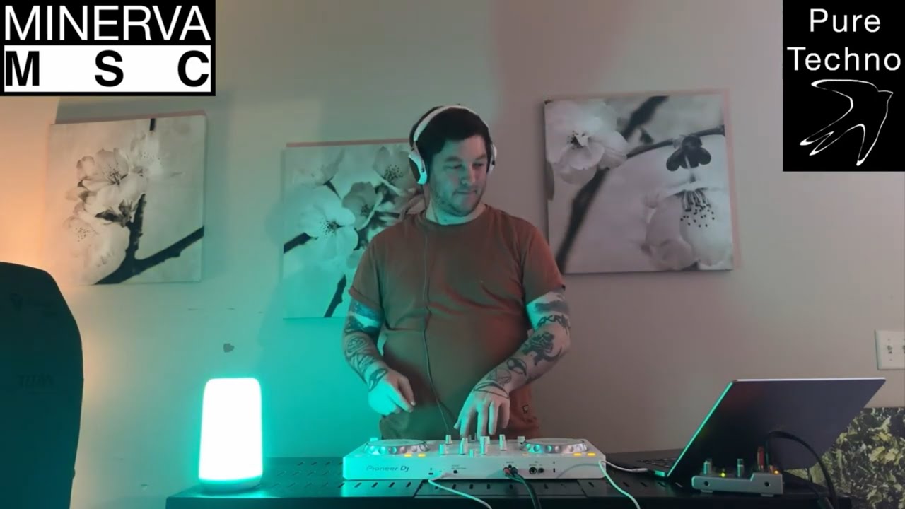 Pure Techno 03 - Mini Mix 008