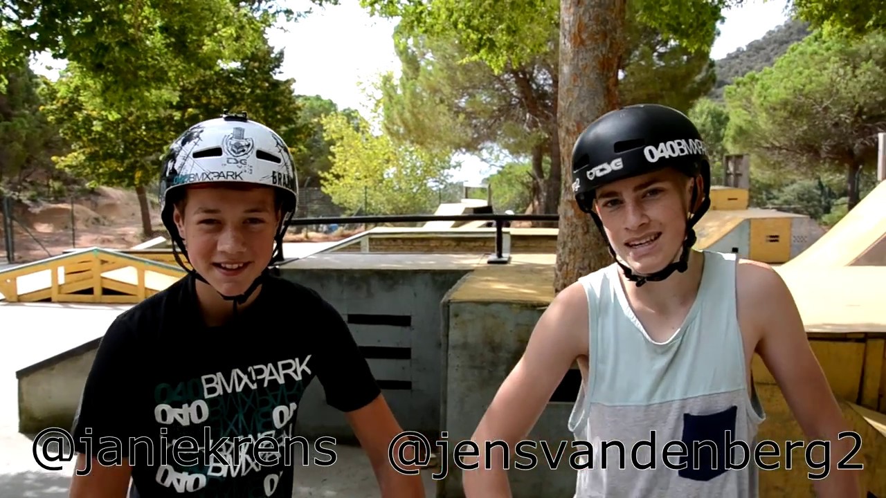 Janiek Rens and Jens van den Berg calling the shots V3 at eurocampclub
