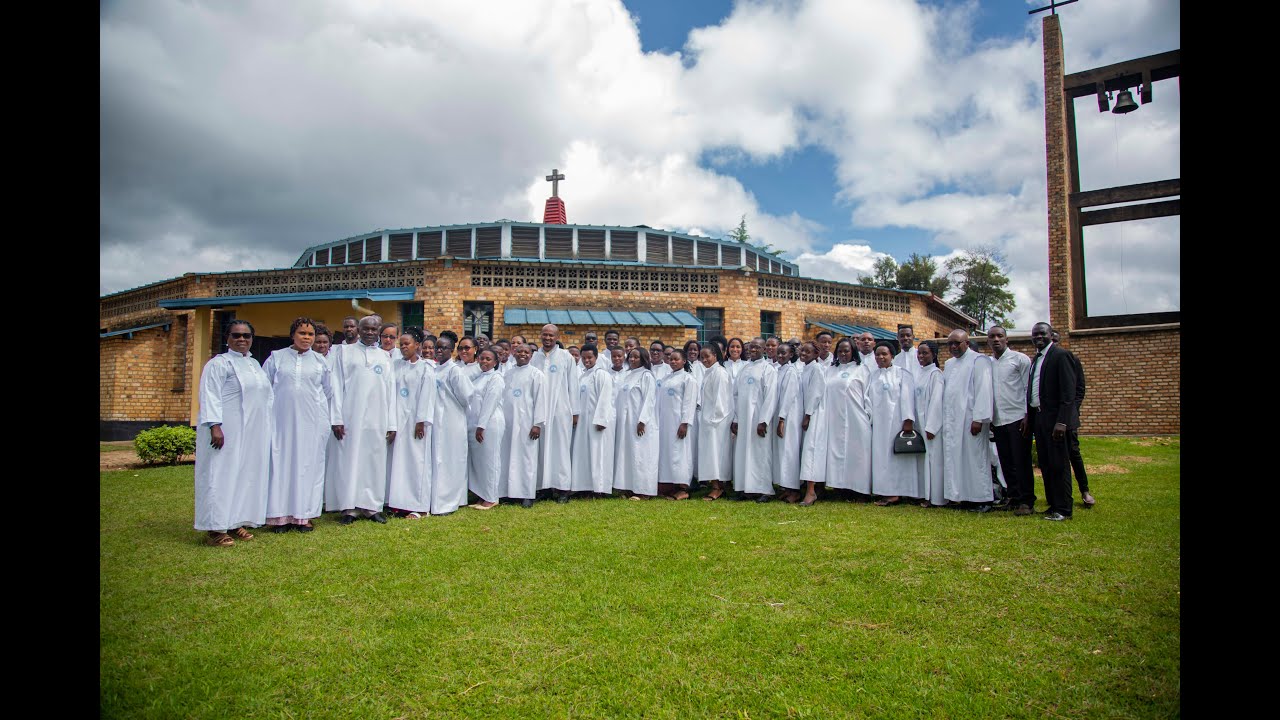 CHORALE ISONGA PARUWASE CATHEDRALE GIKONGORO: IGITAMBO CYA MISA YA PASIKA 2022