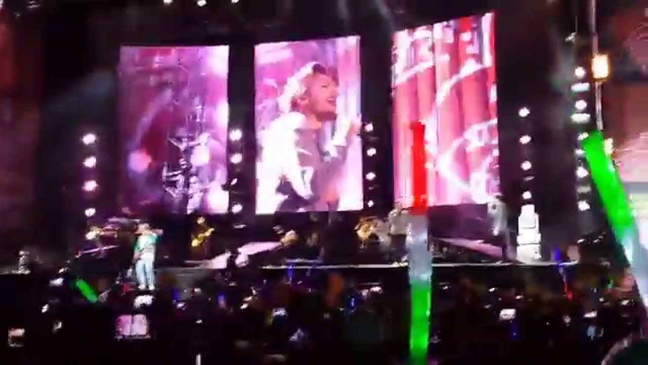 Midnight Memories - One Direction Where We Are Tour -São Paulo-Morumbi 10/05/14- @_rickrocha