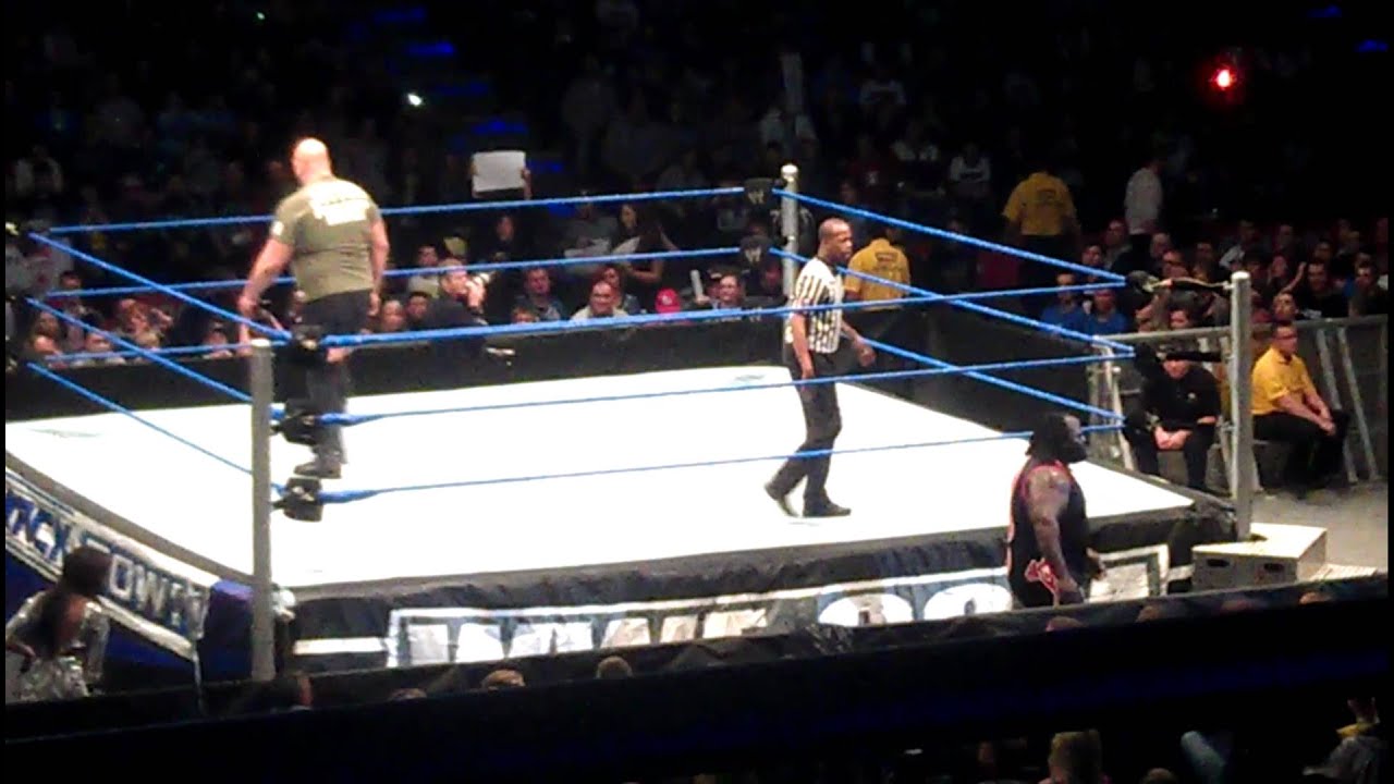 WWE SmackDown! World Tour - Gdańsk (Ergo Arena) Wejście Big Showa i początek walki