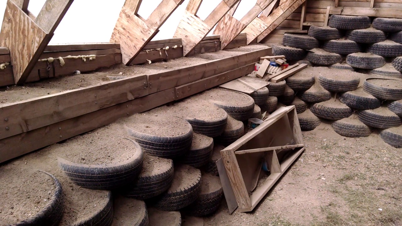 Walapini earthship greenhouse & garden area