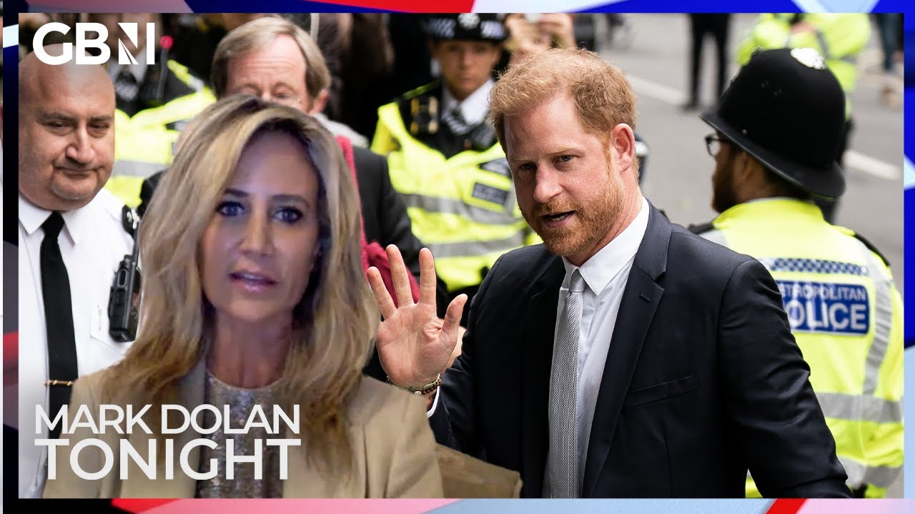 Prince Harry: Insider tells Duke's friends to 'stage intervention' as he is 'struggling mentally'