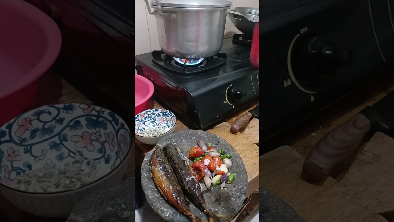 Memasak sayur daun keladi 