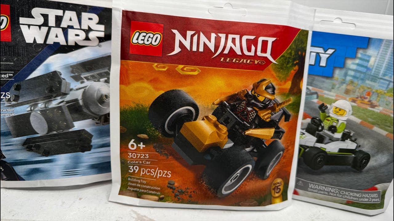 Live building LEGO polybags (stopmotion)
