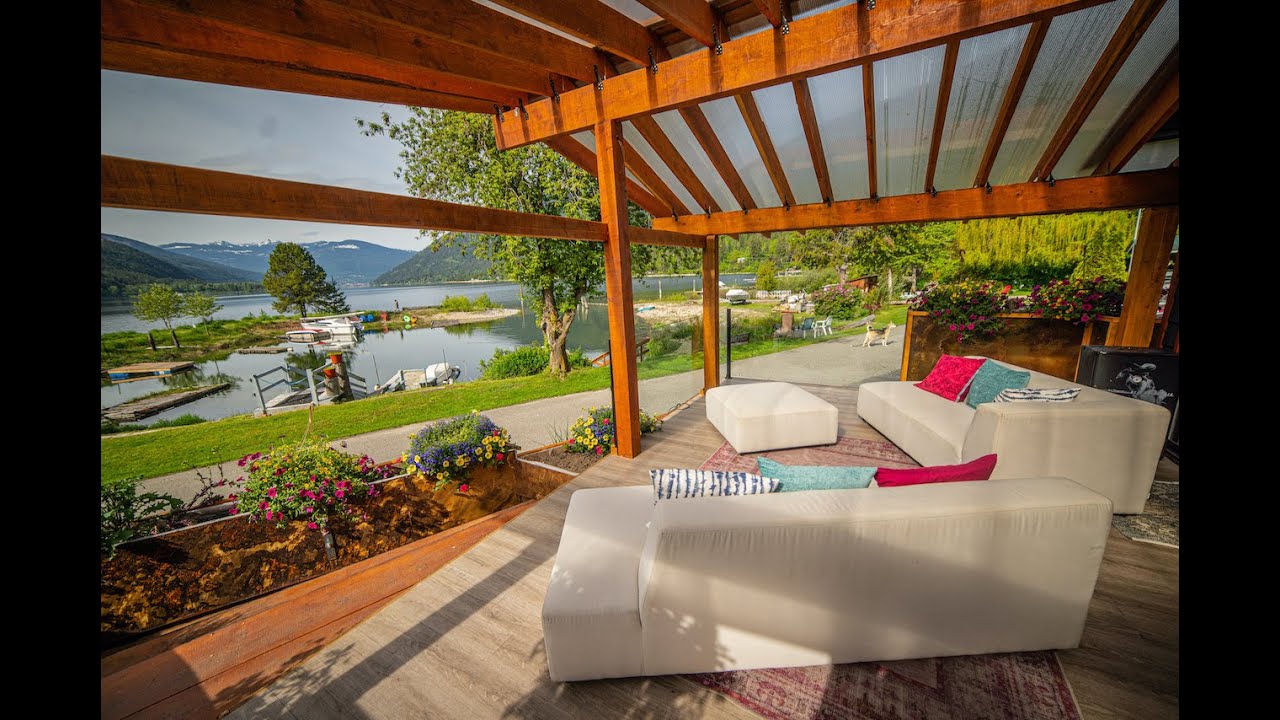 Nelson, BC, - Dream Waterfront Home For Sale