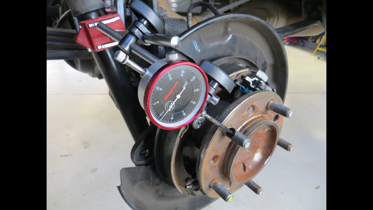 How to measure Wheel Stud Circle Runout