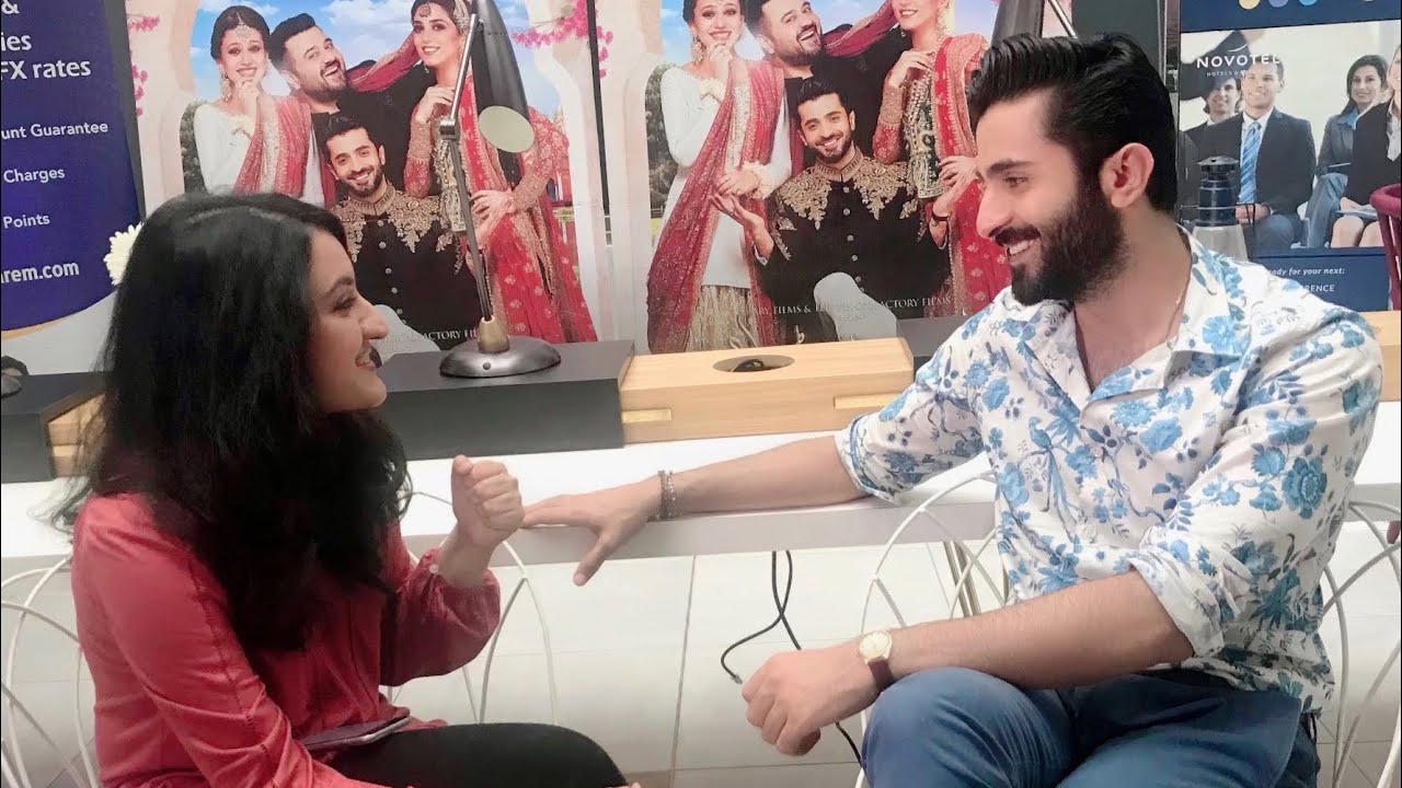 Sheheryar Munawar dishes delicious gossip with Ridah Khan
#sheheryarmunawar