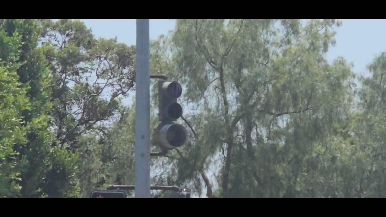 Econolite 8-8-12 Traffic Light
