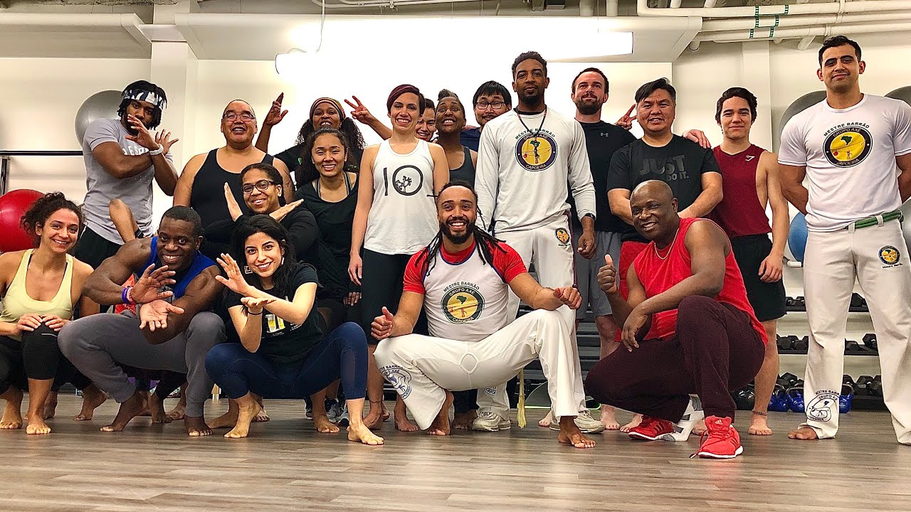 Beginner lesson 8 (Queixada + Martello) @livingroomcapoeira6804