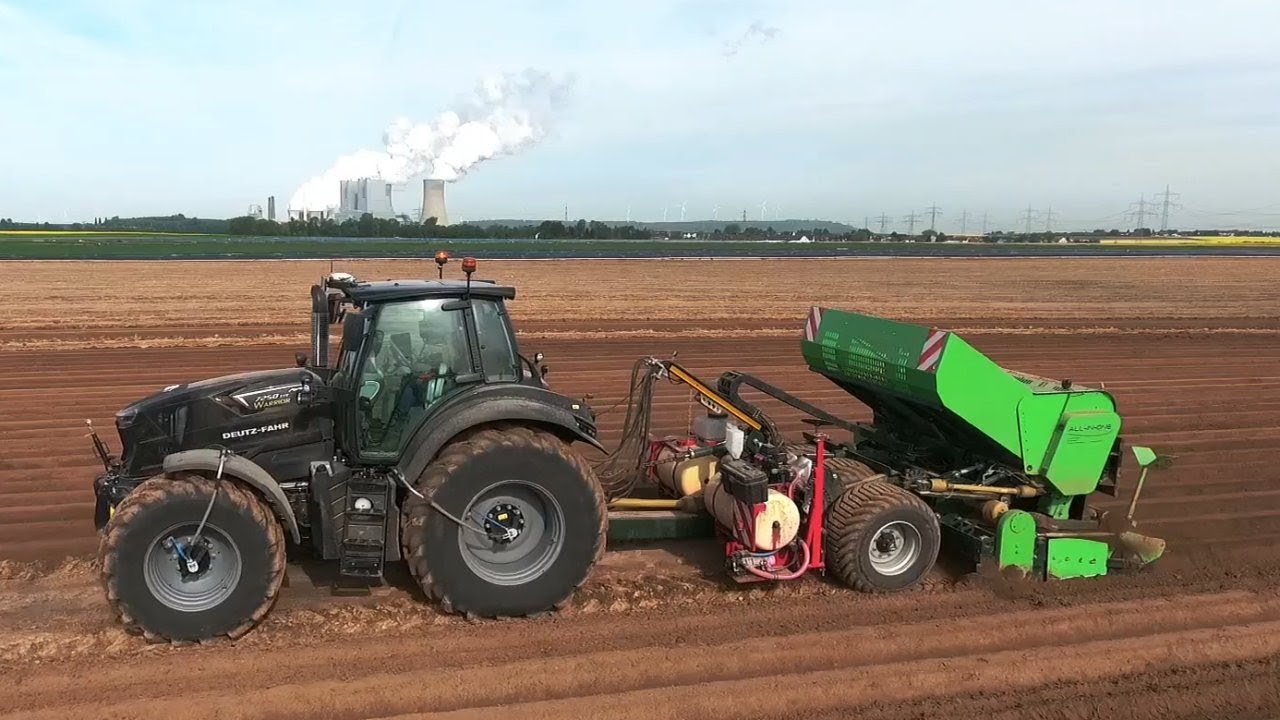 Deutz-Fahr 7250 TTV Black Warrior en Miedema All in One  Trekkerweb