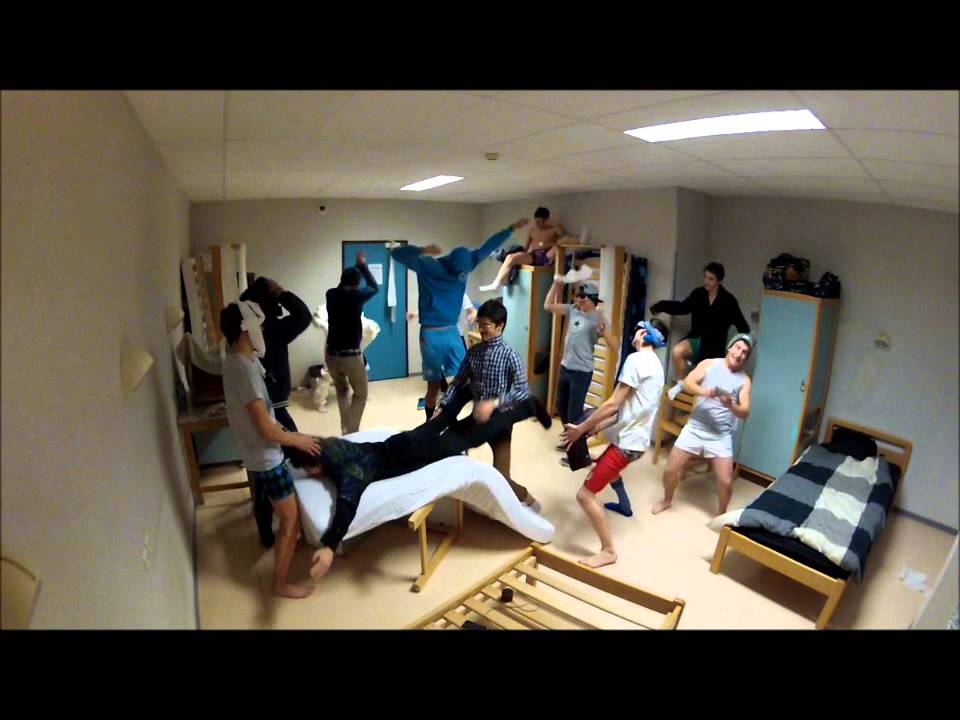 // Harlem Shake Internat Original //