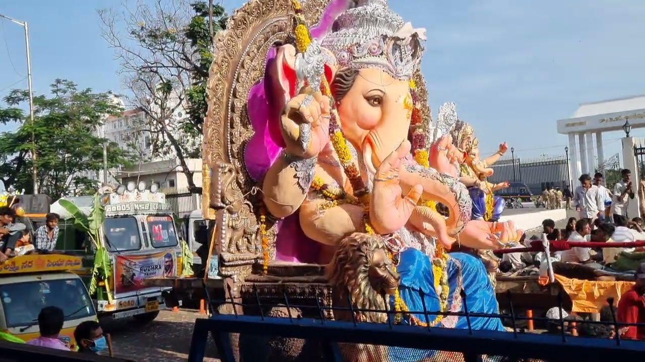 Big Ganpati Visarjan 2025 Tank Bund | Ganesh Nimajjanam 2025 Hyderabad | Big Ganesh Immersion 2025