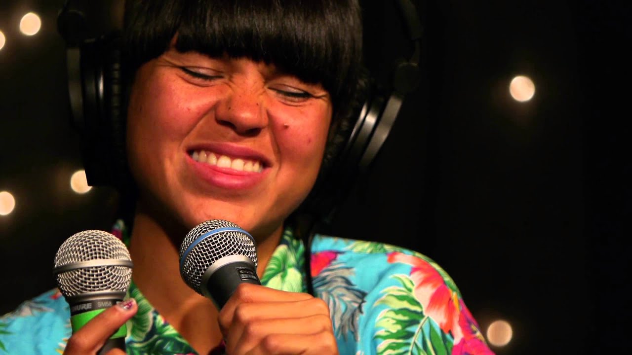 Bomba Estéreo - El Alma y el Cuerpo (Live on KEXP)