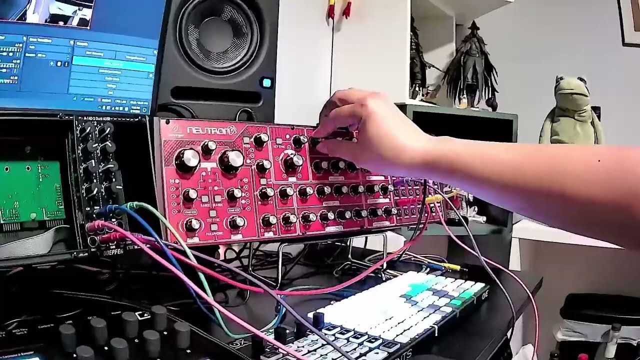 BEHRINGER NEUTRON SUPRISED ME AGAIN !!!