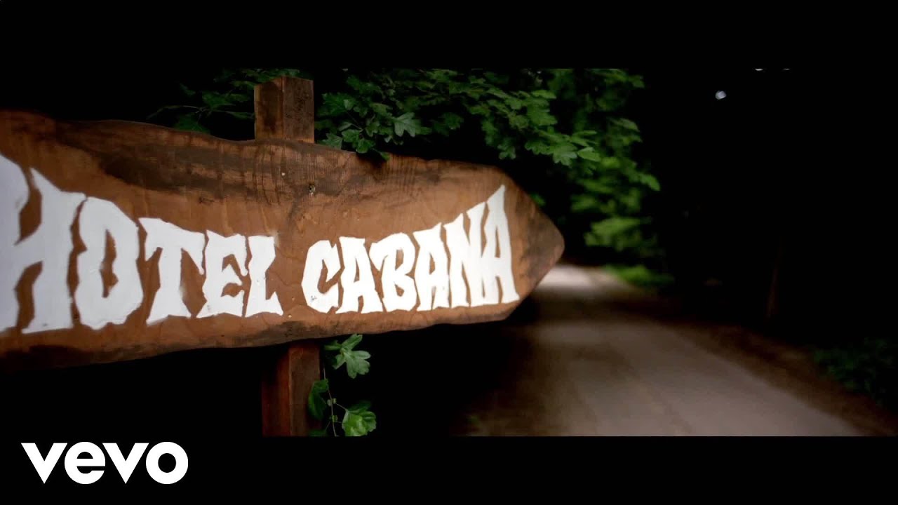 Naughty Boy - Hotel Cabana Trailer