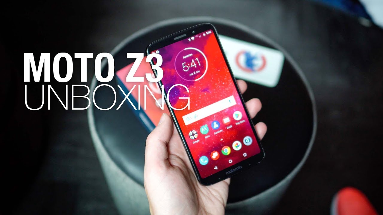 Moto Z3 Unboxing and First Look!