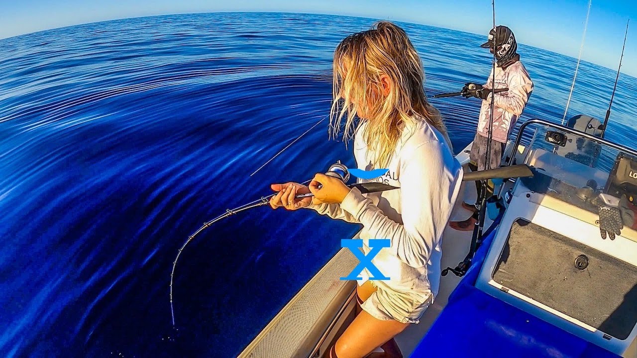 Deep Jigging FRASER ISLAND - Covid-19 Esky filling mission!!