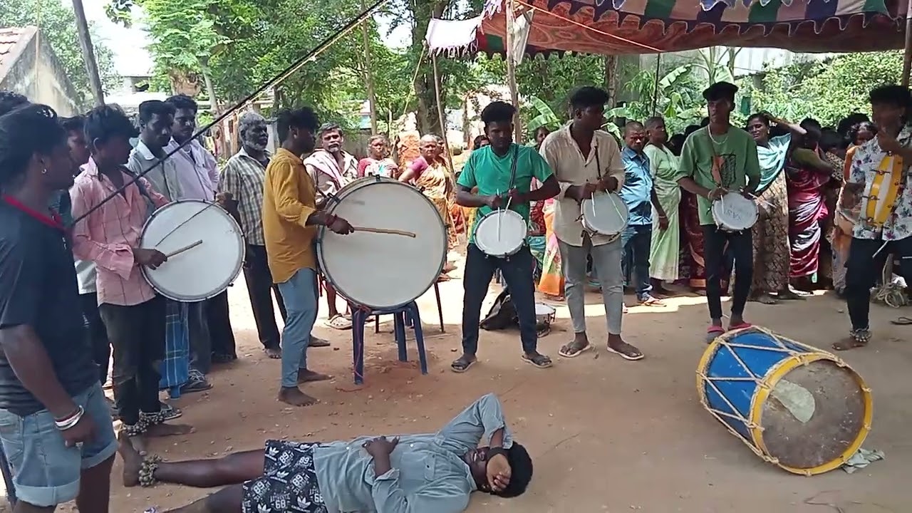 ஆதிபறை கருவட்டம்பாறை பெரியமேளம் கலைக்குழு வலிமை குரூப் புலி ஆட்டம் 9976514166