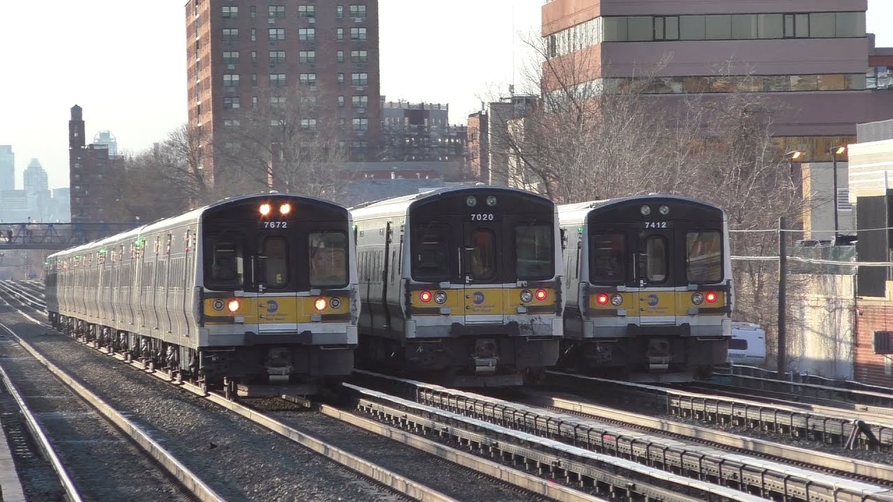LIRR HD 60fps: Two Hours of Main Line Action @ Forest Hills During Evening Rush Hour (3/9/17)