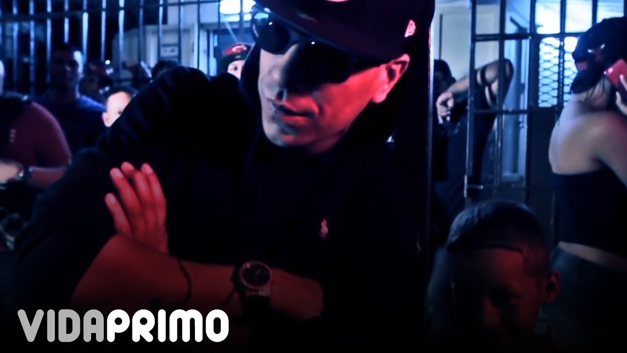D.OZi, Yomo - Metal (Video Oficial)