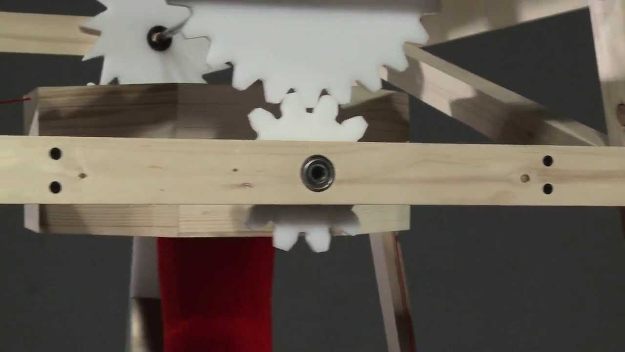 ECAL Low-Tech Factory / Rocking-Knit