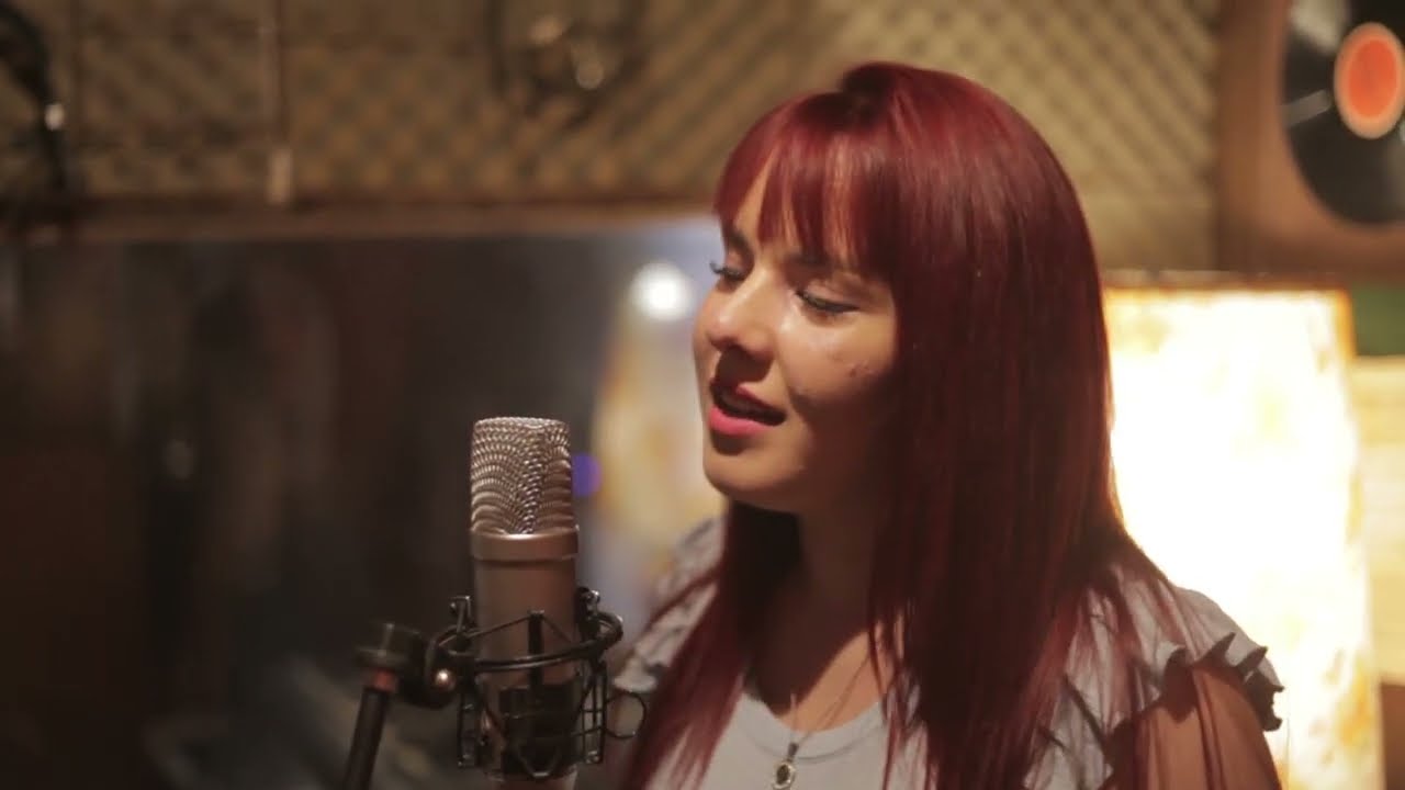 Micaela Diaz - Yo navegar&eacute; - cover