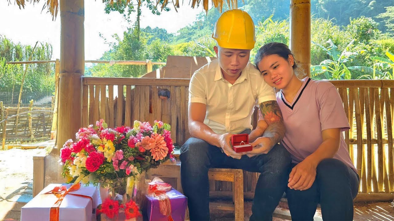 Surprise Gift - My Husband Gave Me Flowers And A Ring | Trieu Thi Thuy