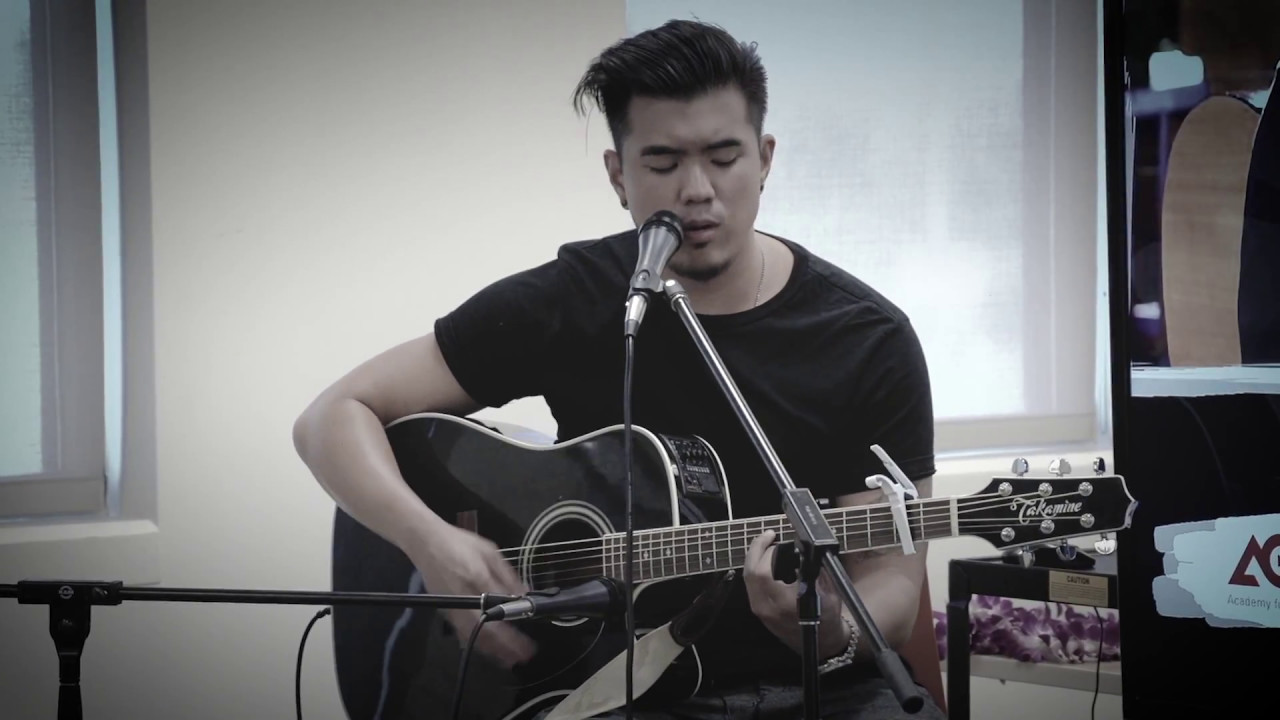 My Queen - Joseph Vincent (Live at UHWO)