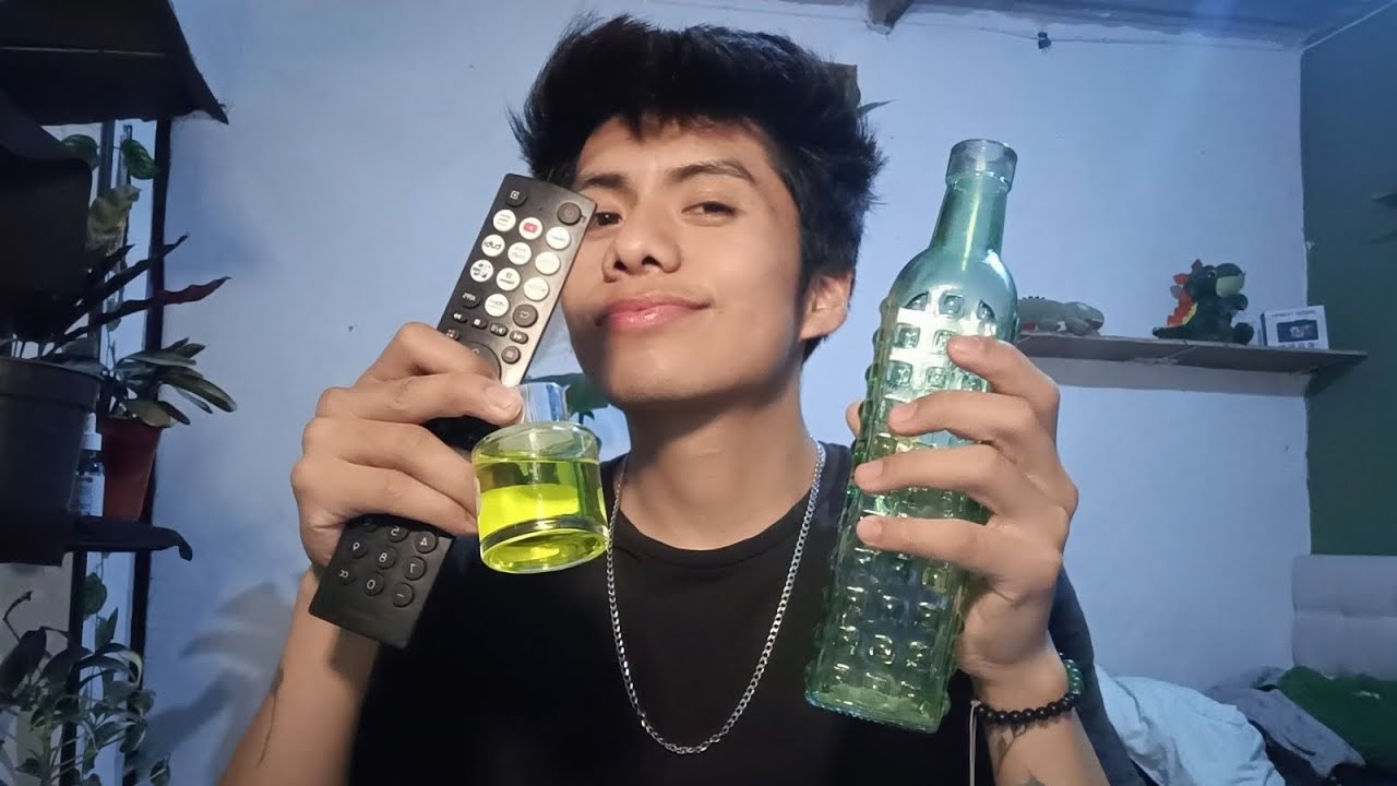 ASMR con objetos randoms (según) 🙃