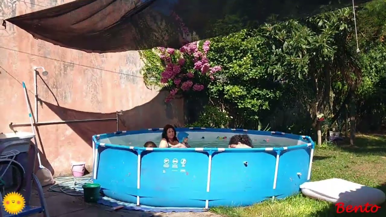 O Bento E111 - Na piscina do tio Chico...