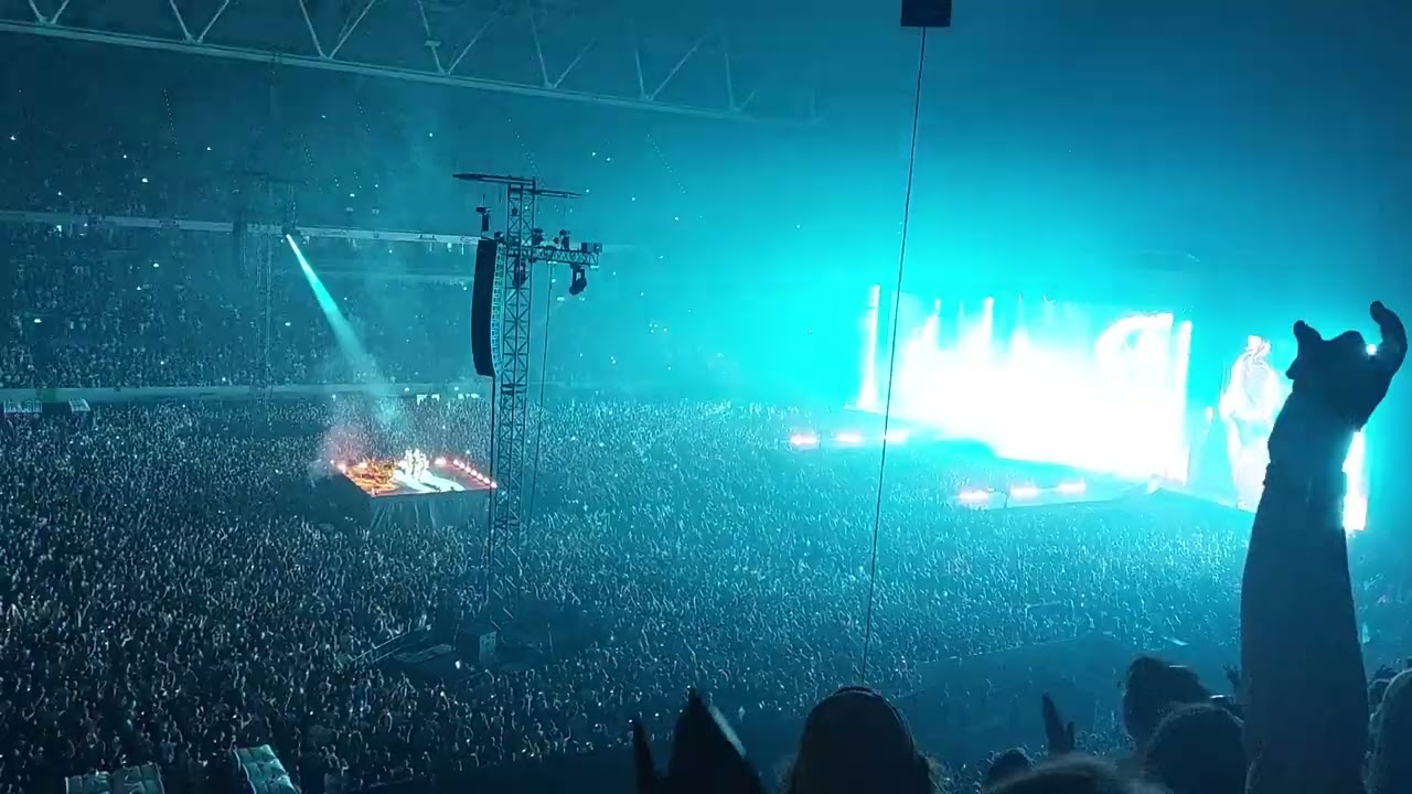 Lady Gaga - Born This Way LIVE at Chromatica Ball Düsseldorf