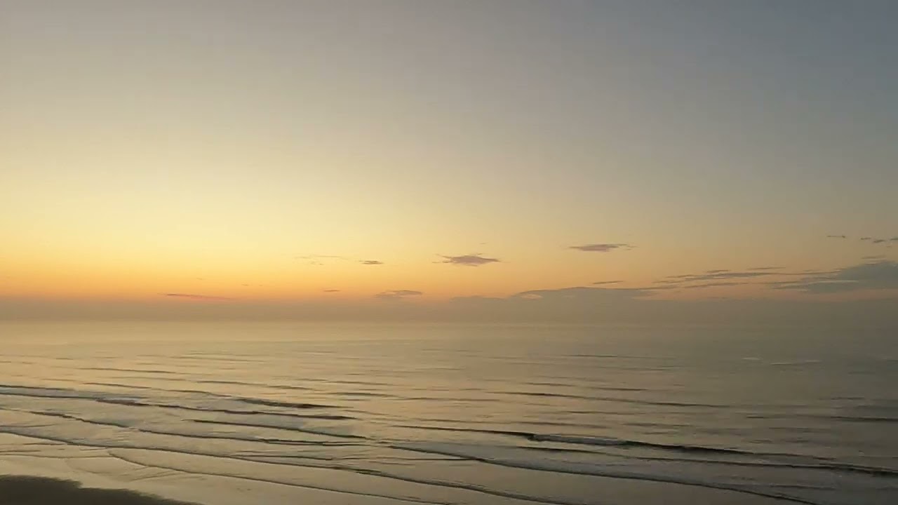 Alvorecer em Praia Grande (lapso de tempo)