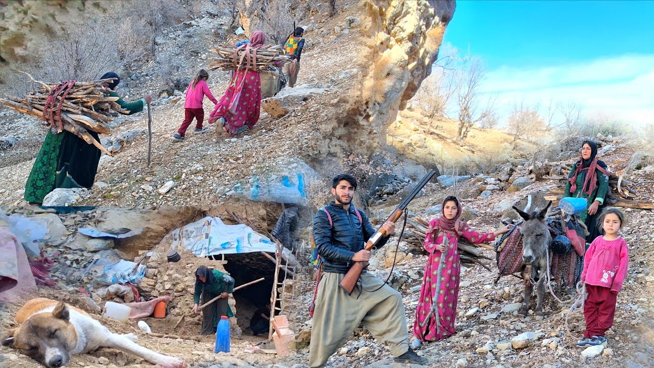 ❄️Nomadic Cave Life in the Mountains | Collecting Firewood with a Donkey🫏 to Survive Freezing Winter