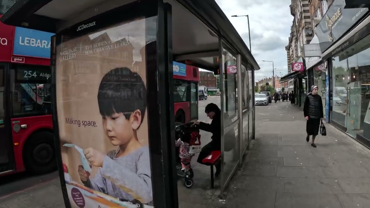 STAMFORD HILL HAD MANY EMINENT JEWISH RESIDENTS.