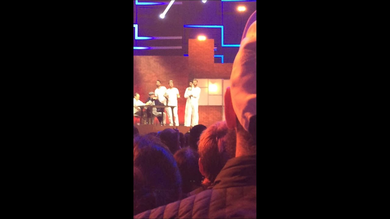Les Enfoirés 2015 - Sketch 