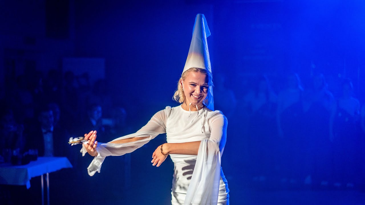 Maturitní ples - 4.A - INFIS Plzeň - Ať žijí duchové