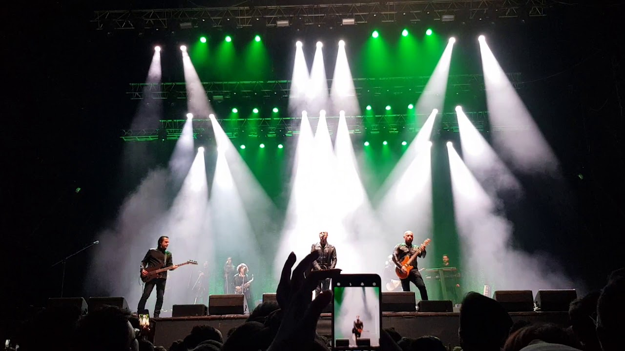 Haluk Levent - Vadi İstanbul Konseri - İçimde Ölen Biri