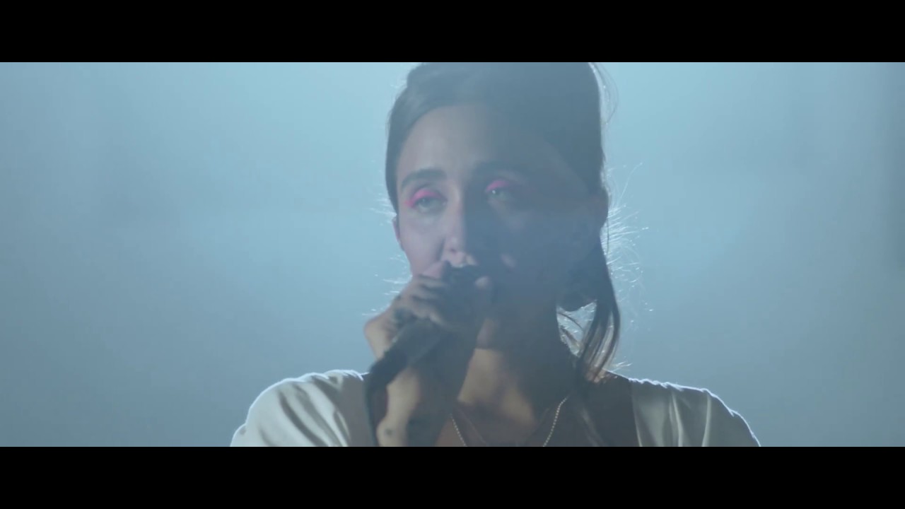 Jesse Jo Stark - Chelsea Hotel (Live)